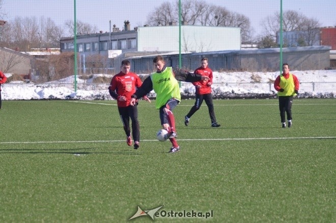 Narew Ostrołęka - KS CK Troszyn 8:0 [16.03.2013] - zdjęcie #10 - eOstroleka.pl