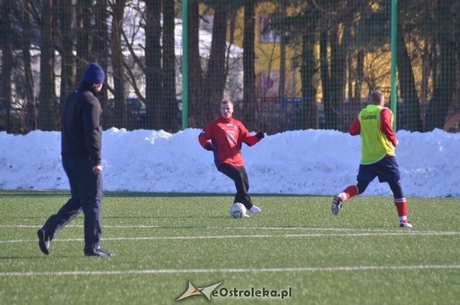Narew Ostrołęka - KS CK Troszyn 8:0 [16.03.2013] - zdjęcie #9 - eOstroleka.pl