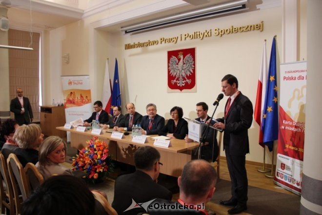MPiPS: Konferencja - Polska dla Rodziny [18.03.2013] - zdjęcie #4 - eOstroleka.pl