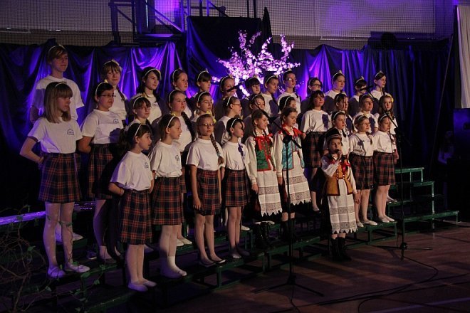 Jak to kiedyś bywało -  czyli zwyczaje świąteczno-wiosenne w Szkole Podstawowej nr 10 [13 III 2013] - zdjęcie #19 - eOstroleka.pl