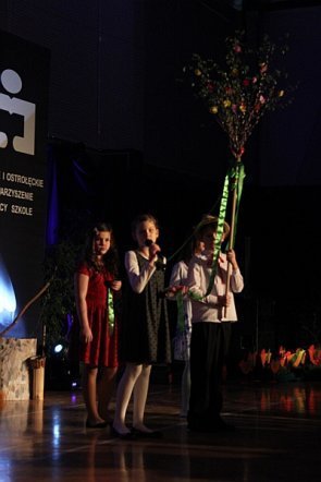 Jak to kiedyś bywało -  czyli zwyczaje świąteczno-wiosenne w Szkole Podstawowej nr 10 [13 III 2013] - zdjęcie #17 - eOstroleka.pl