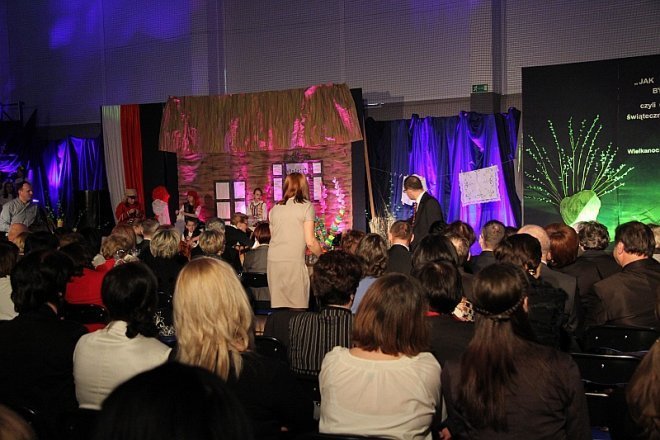 Jak to kiedyś bywało -  czyli zwyczaje świąteczno-wiosenne w Szkole Podstawowej nr 10 [13 III 2013] - zdjęcie #1 - eOstroleka.pl