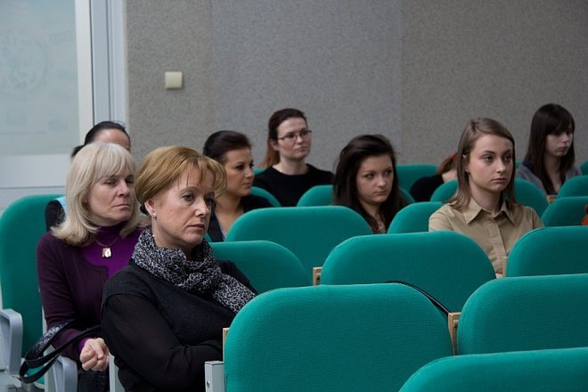 Młodzież pamięta o Jozefie Psarskim:  Mówimy o działaczu społecznym, lekarzu, pedagogu i harcerzu [19 III 2013] - zdjęcie #2 - eOstroleka.pl