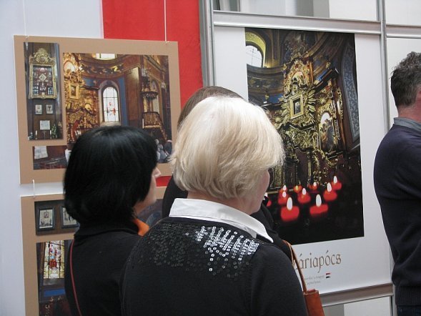 Wystawa Mariapocz– węgierska Częstochowa w Muzeum Kultury Kurpiowskiej [19 III 2013] - zdjęcie #15 - eOstroleka.pl