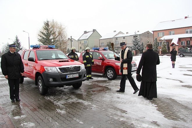Nowe wozy dla ostrołęckiej straży pożarnej [21 III 2013] - zdjęcie #17 - eOstroleka.pl