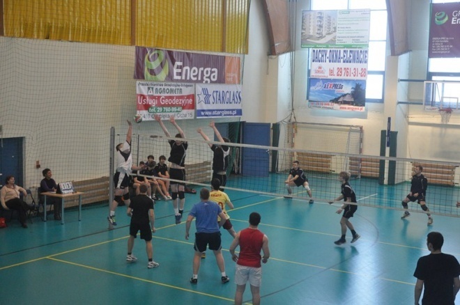 Mistrzostwa Ostrołęki szkół średnich w siatkówce (16, 20.03.2013) - zdjęcie #5 - eOstroleka.pl