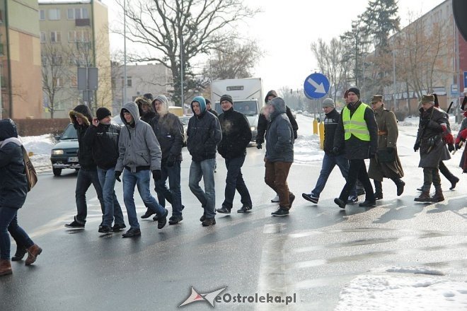 Marsz upamiętniający 150 rocznicę wybuchu Powstania Styczniowego [22.03.2013] - zdjęcie #28 - eOstroleka.pl