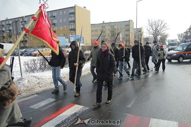 Marsz upamiętniający 150 rocznicę wybuchu Powstania Styczniowego [22.03.2013] - zdjęcie #40 - eOstroleka.pl