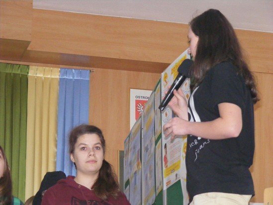  Spektakl Choroby żywieniowe w Gimnazjum nr 2 [25 III 2013] - zdjęcie #7 - eOstroleka.pl