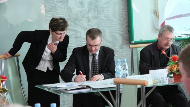 Sesja Rady Gminy Kadzidło [27 III 2013] - zdjęcie #8 - eOstroleka.pl