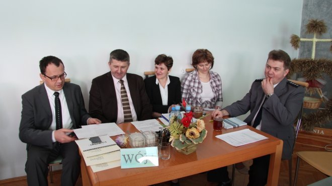 Sesja Rady Gminy Kadzidło [27 III 2013] - zdjęcie #9 - eOstroleka.pl