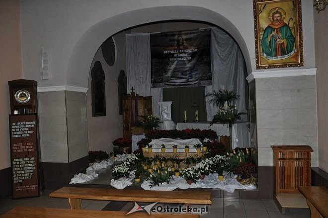 Groby Pańskie w ostrołęckich kościołach [29.03.2013] - zdjęcie #4 - eOstroleka.pl