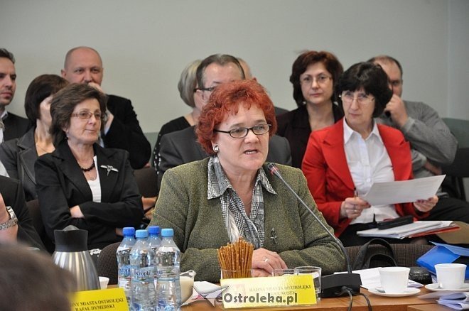 XLII sesja Rady Miasta Ostrołęki [05.04.2013] - zdjęcie #21 - eOstroleka.pl
