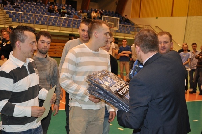 Nocna Liga Futsalu - ostatnia kolejka (05.04.2013) - zdjęcie #2 - eOstroleka.pl