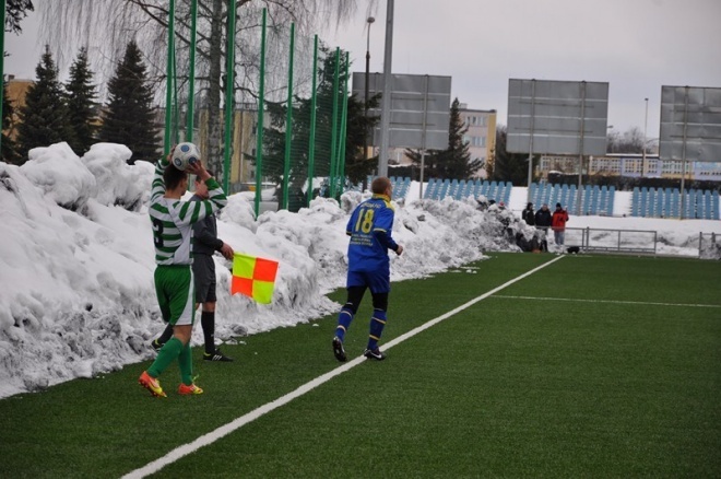 Liga okręgowa: Korona HiD Ostrołęka - Makowianka Maków Mazowiecki (06.04.2013) - zdjęcie #33 - eOstroleka.pl