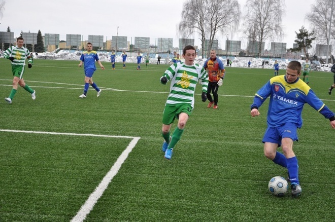 Liga okręgowa: Korona HiD Ostrołęka - Makowianka Maków Mazowiecki (06.04.2013) - zdjęcie #24 - eOstroleka.pl