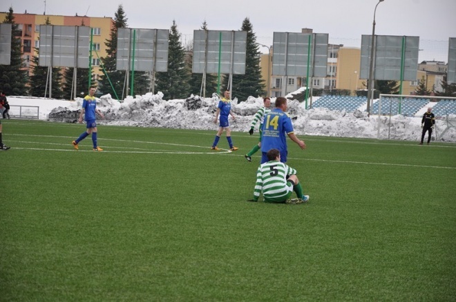 Liga okręgowa: Korona HiD Ostrołęka - Makowianka Maków Mazowiecki (06.04.2013) - zdjęcie #17 - eOstroleka.pl