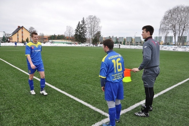 Liga okręgowa: Korona HiD Ostrołęka - Makowianka Maków Mazowiecki (06.04.2013) - zdjęcie #10 - eOstroleka.pl