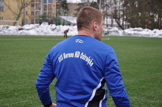 Liga okręgowa: Korona HiD Ostrołęka - Makowianka Maków Mazowiecki (06.04.2013) - zdjęcie #1 - eOstroleka.pl