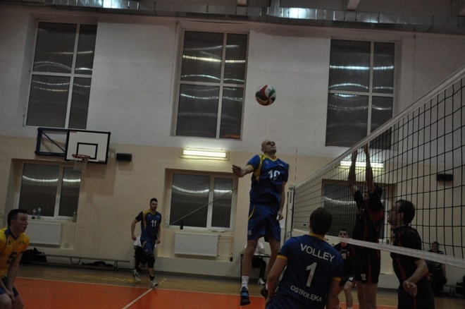 IV liga: SPS Volley Ostrołęka - UKS Wilanów Powsinek (06.04.2013) - zdjęcie #28 - eOstroleka.pl