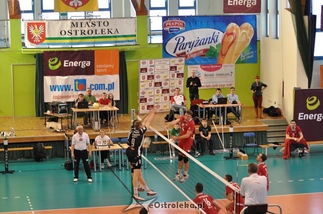 I runda play-off: Pekpol Ostrołęka - MKS Będzin [7.04.2013] - zdjęcie #6 - eOstroleka.pl