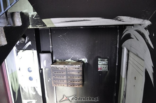 Pożar piwnicy na Rejmonta 9 [08.04.2013] - zdjęcie #15 - eOstroleka.pl