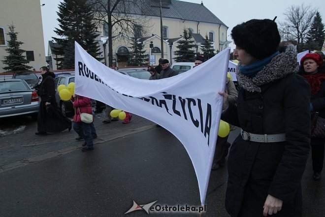 Marsz dla Życia i Rodziny [08.04.2013] - zdjęcie #10 - eOstroleka.pl
