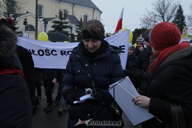Marsz dla Życia i Rodziny [08.04.2013] - zdjęcie #116 - eOstroleka.pl