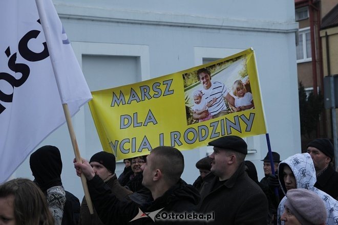 Marsz dla Życia i Rodziny [08.04.2013] - zdjęcie #98 - eOstroleka.pl