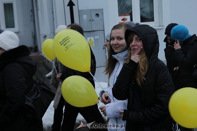 Marsz dla Życia i Rodziny [08.04.2013] - zdjęcie #94 - eOstroleka.pl