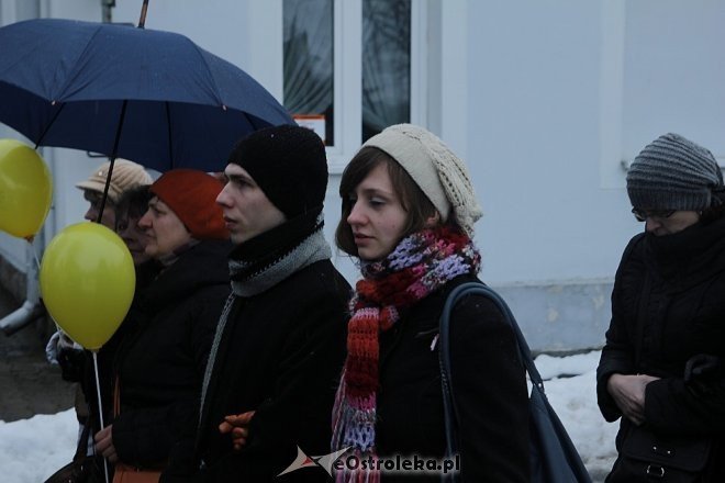 Marsz dla Życia i Rodziny [08.04.2013] - zdjęcie #35 - eOstroleka.pl