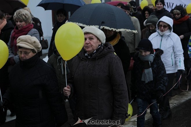 Marsz dla Życia i Rodziny [08.04.2013] - zdjęcie #86 - eOstroleka.pl