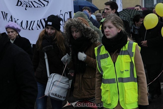 Marsz dla Życia i Rodziny [08.04.2013] - zdjęcie #82 - eOstroleka.pl