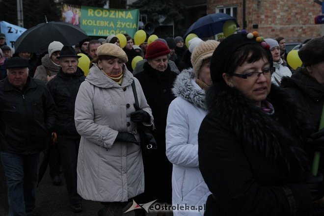 Marsz dla Życia i Rodziny [08.04.2013] - zdjęcie #52 - eOstroleka.pl