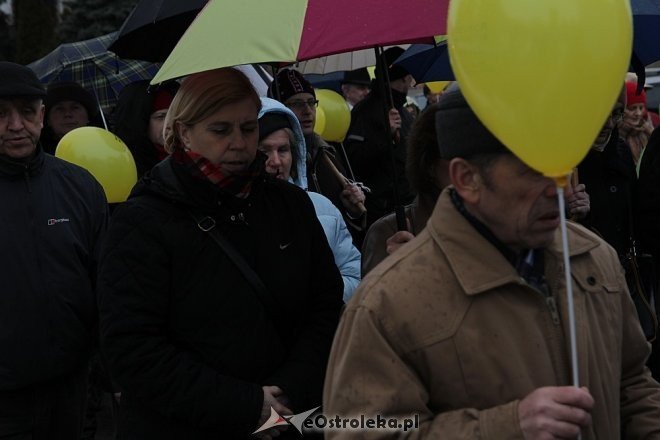 Marsz dla Życia i Rodziny [08.04.2013] - zdjęcie #40 - eOstroleka.pl