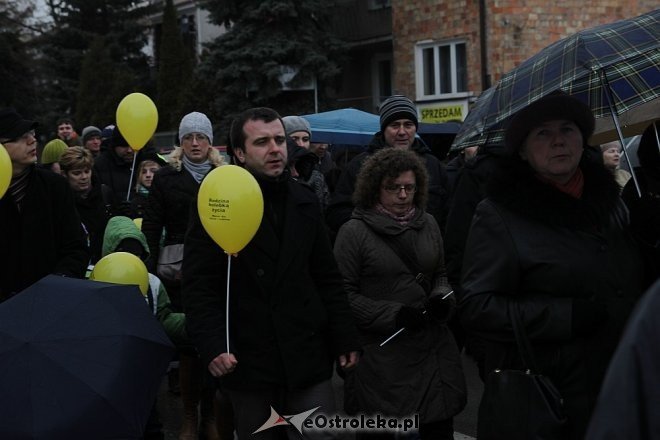 Marsz dla Życia i Rodziny [08.04.2013] - zdjęcie #38 - eOstroleka.pl