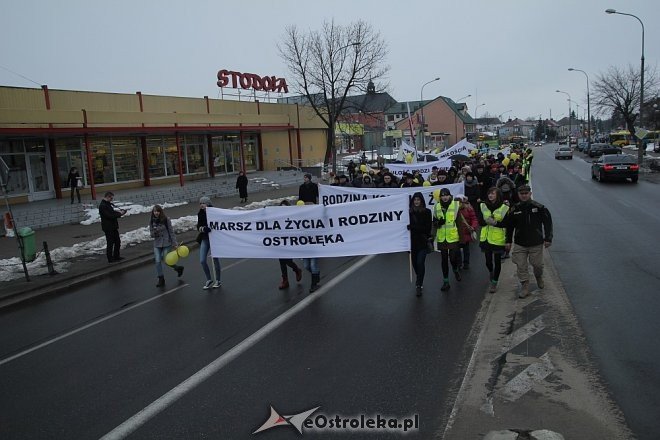 Marsz dla Życia i Rodziny [08.04.2013] - zdjęcie #34 - eOstroleka.pl