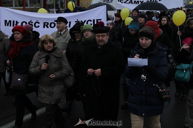Marsz dla Życia i Rodziny [08.04.2013] - zdjęcie #32 - eOstroleka.pl