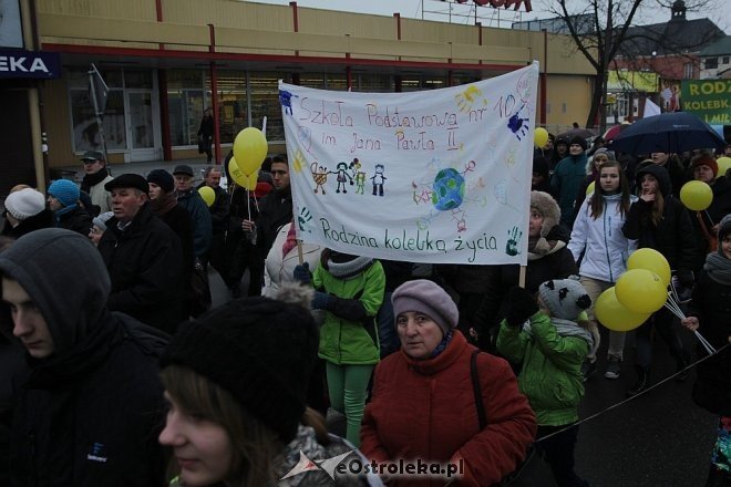 Marsz dla Życia i Rodziny [08.04.2013] - zdjęcie #23 - eOstroleka.pl