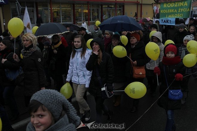 Marsz dla Życia i Rodziny [08.04.2013] - zdjęcie #21 - eOstroleka.pl