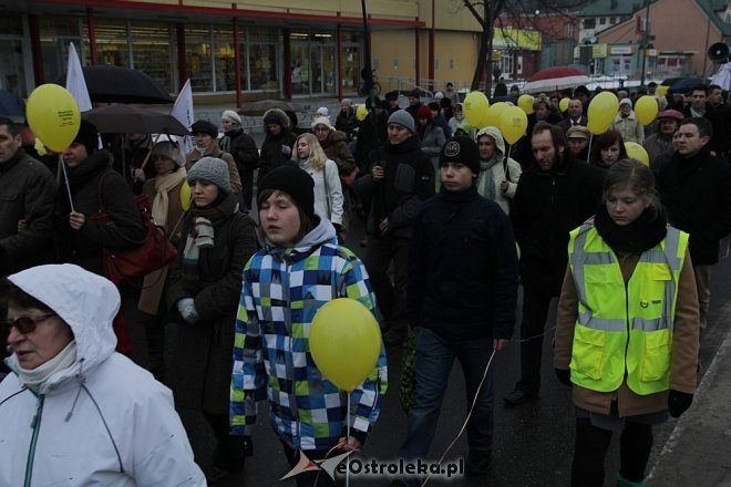 Marsz dla Życia i Rodziny [08.04.2013] - zdjęcie #11 - eOstroleka.pl