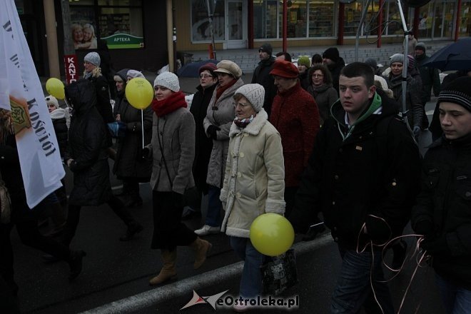 Marsz dla Życia i Rodziny [08.04.2013] - zdjęcie #5 - eOstroleka.pl