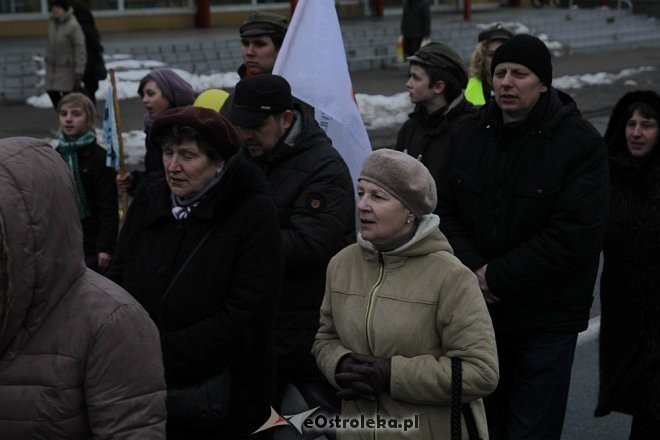 Marsz dla Życia i Rodziny [08.04.2013] - zdjęcie #2 - eOstroleka.pl