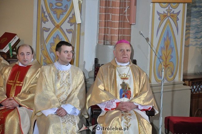 600-lecie parafii pw. Najświętszego Serca Jezusowego w Rzekuniu [08.04.2013] - zdjęcie #40 - eOstroleka.pl