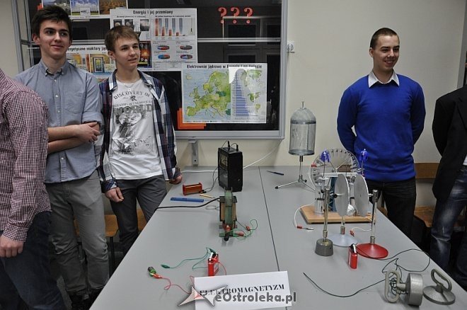 Festiwal Nauki w Zespole Szkół nr. 5 w Ostrołęce [09.04.2013] - zdjęcie #16 - eOstroleka.pl