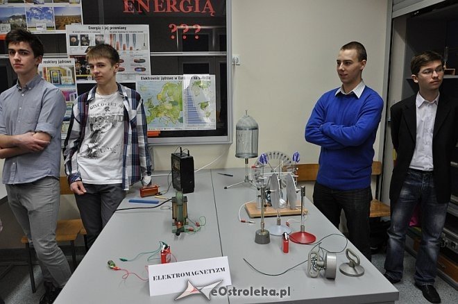 Festiwal Nauki w Zespole Szkół nr. 5 w Ostrołęce [09.04.2013] - zdjęcie #6 - eOstroleka.pl