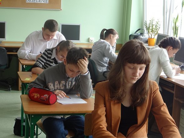 V edycja konkursu językowego w Białobieli [11.04.2013] - zdjęcie #16 - eOstroleka.pl