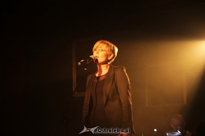 Recital Agaty Mieszała [12.04.2013] - zdjęcie #15 - eOstroleka.pl