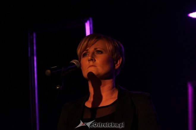 Recital Agaty Mieszała [12.04.2013] - zdjęcie #13 - eOstroleka.pl