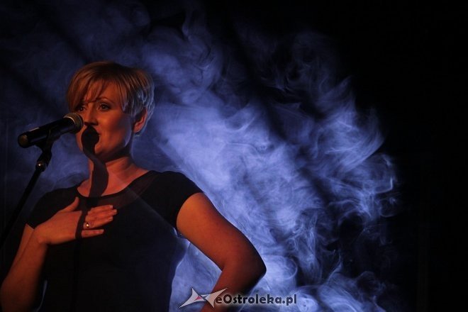 Recital Agaty Mieszała [12.04.2013] - zdjęcie #8 - eOstroleka.pl